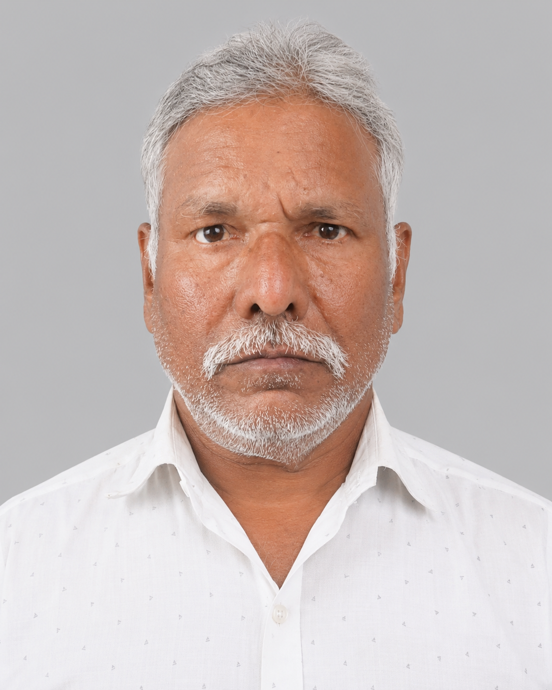 कर्मचारी